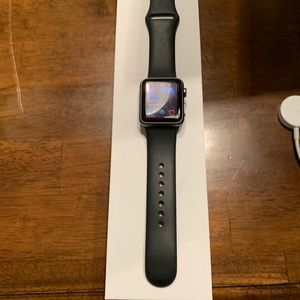 Apple Watch series 1, color is space gray aluminum